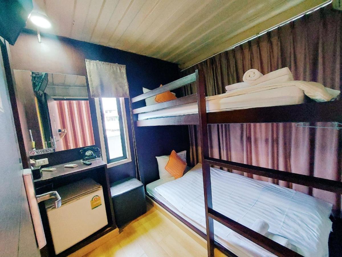 Retro Box Hotel Chumphon Exteriér fotografie