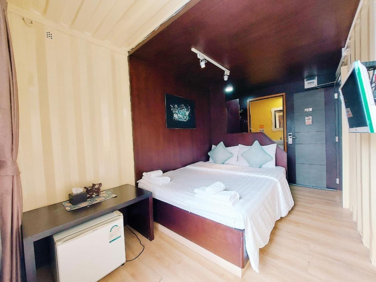 Retro Box Hotel Chumphon Exteriér fotografie