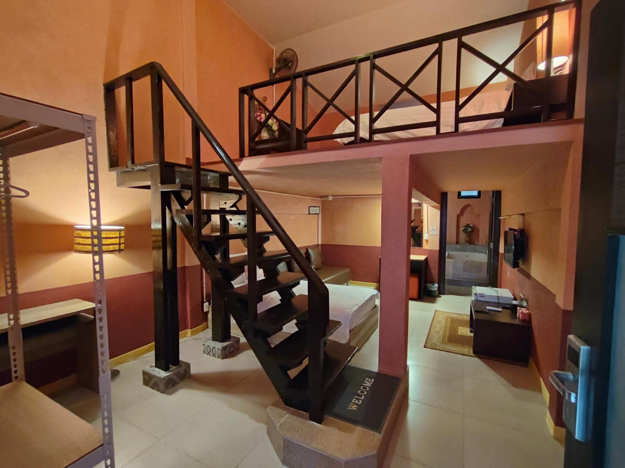 Retro Box Hotel Chumphon Exteriér fotografie