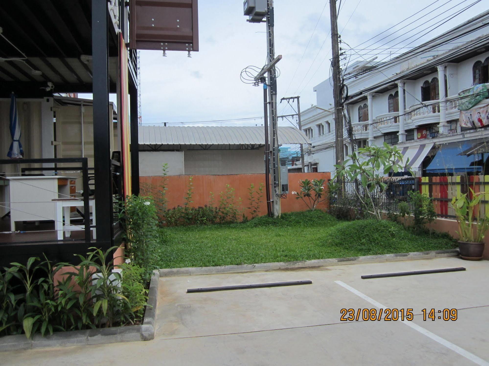 Retro Box Hotel Chumphon Exteriér fotografie
